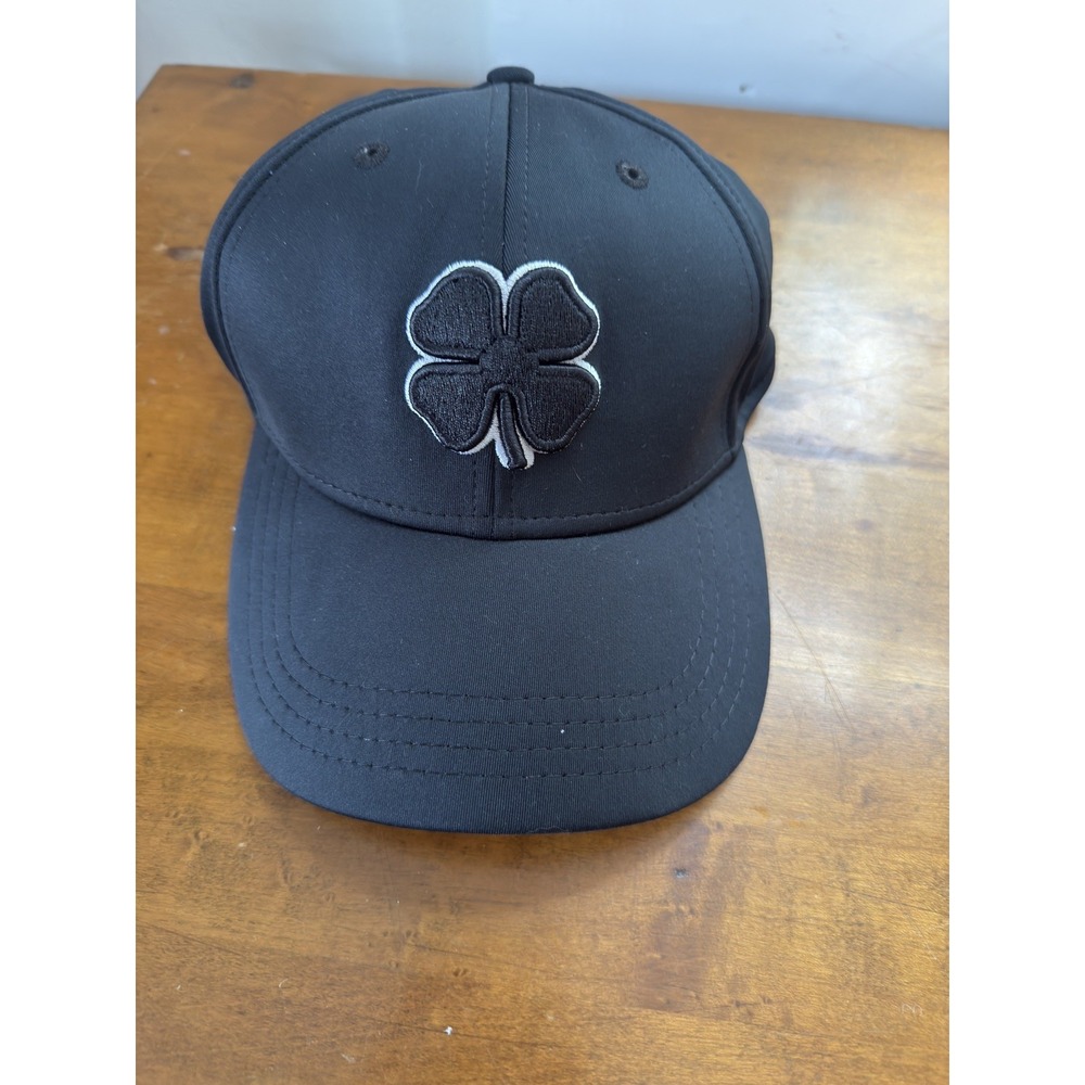 Black Clover Live Lucky Premium Clover Performance Black Fitted S/M Golf Hat